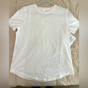 Love Crew, size 8 🤍